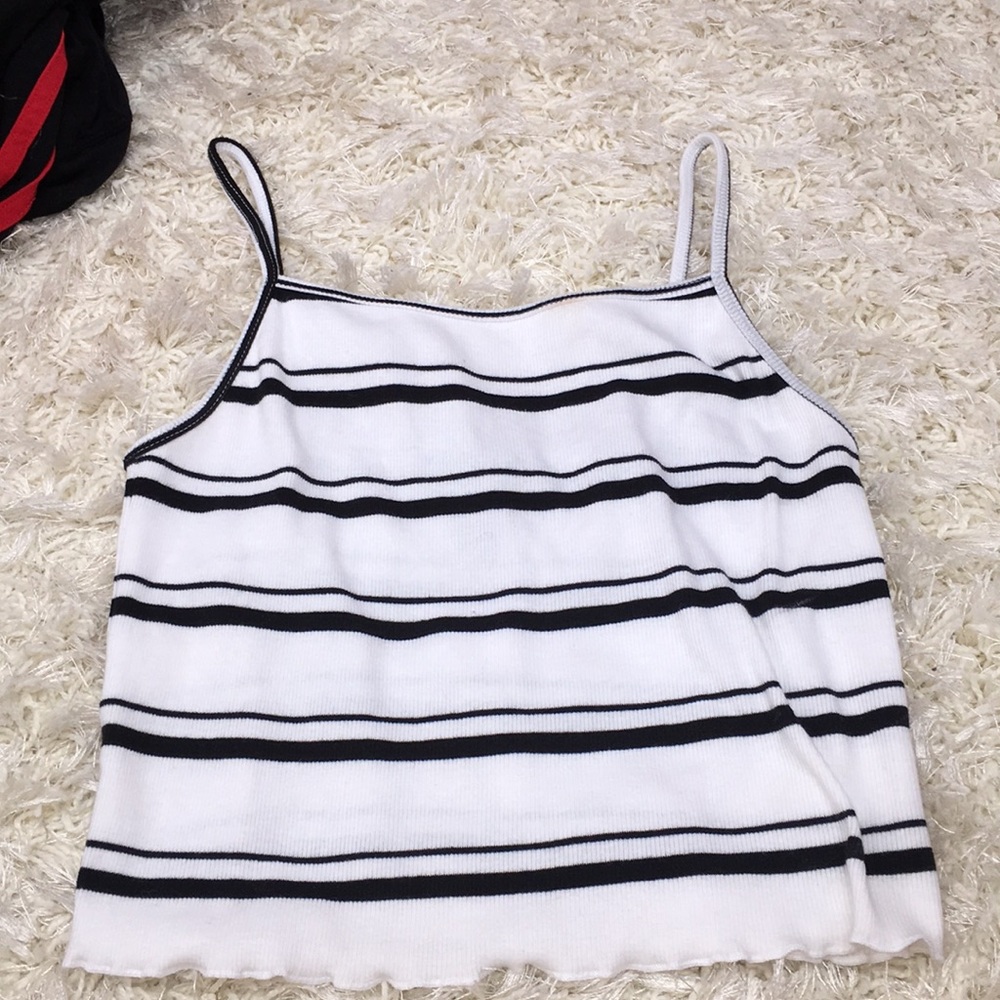 FOREVER 21 black and white tank top (size m)